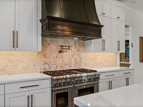 6302  Lafayette Way , Dallas Texas 75230