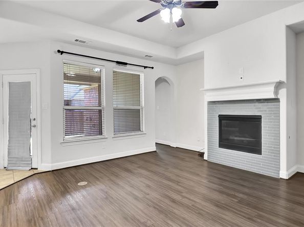 11309  Early Creek Lane , Fort Worth Texas 76108