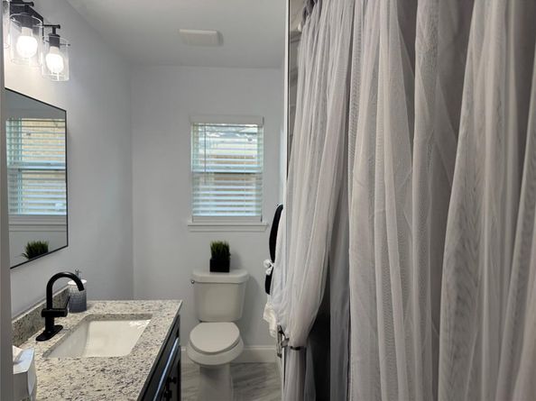 5812  Mccart Avenue , Fort Worth Texas 76133