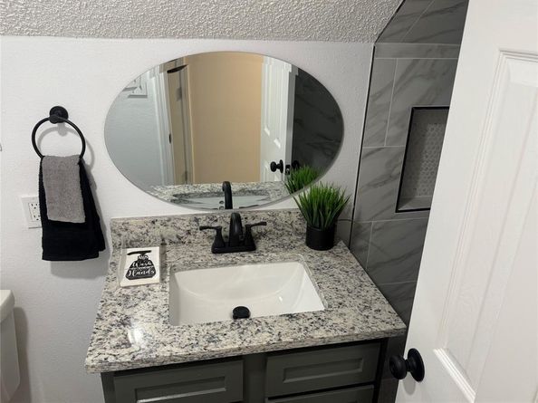 5812  Mccart Avenue , Fort Worth Texas 76133