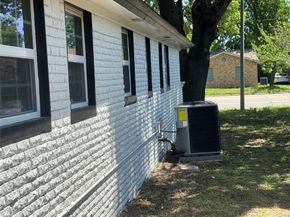 5812  Mccart Avenue , Fort Worth Texas 76133