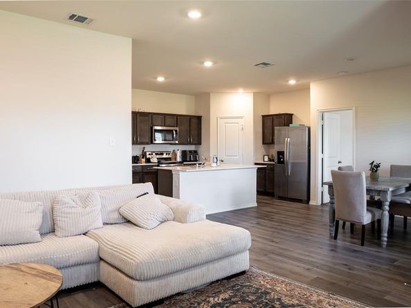 1117  Serena Drive , Dallas Texas 75253