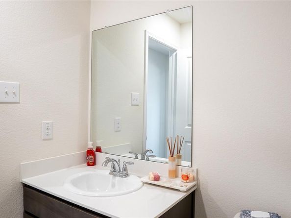 1117  Serena Drive , Dallas Texas 75253