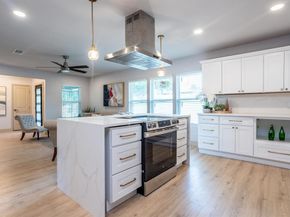 2207  Van Cleave Drive , Dallas Texas 75216