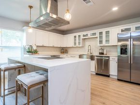 2207  Van Cleave Drive , Dallas Texas 75216