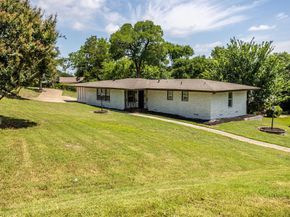 2207  Van Cleave Drive , Dallas Texas 75216