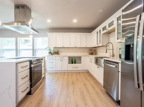 2207  Van Cleave Drive , Dallas Texas 75216