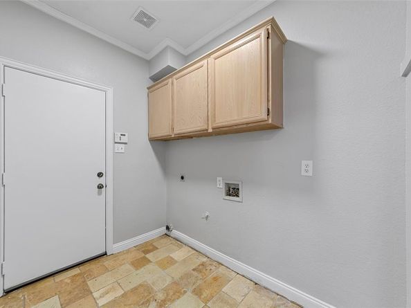 4102  Crest Ridge Drive , Irving Texas 75061