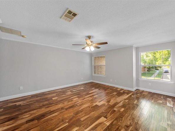 4102  Crest Ridge Drive , Irving Texas 75061