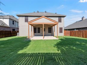 10325  Fossil Valley Drive , Fort Worth Texas 76131
