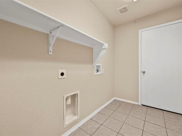 10325  Fossil Valley Drive , Fort Worth Texas 76131