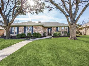 3616  Churchill Lane 