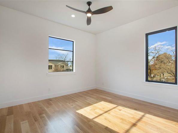 3847  Durango Drive , Dallas Texas 75220