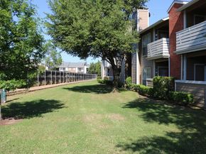 3643 W Northgate Drive  105, Irving Texas 75062