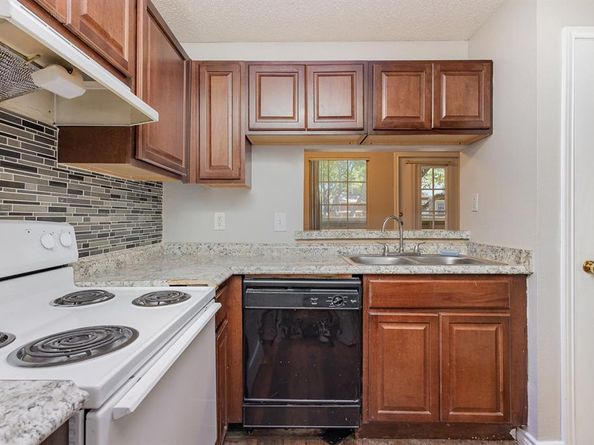 3643 W Northgate Drive  105, Irving Texas 75062