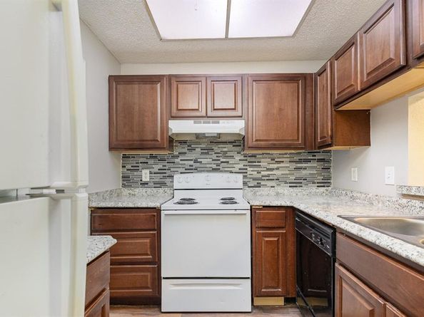 3643 W Northgate Drive  105, Irving Texas 75062