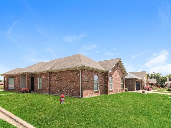 432  Lake Highland Drive , Lake Dallas Texas 75065