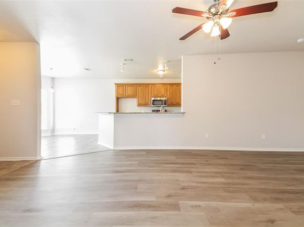 432  Lake Highland Drive , Lake Dallas Texas 75065