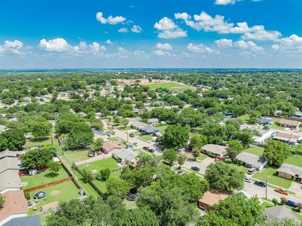 905  Piedmont Drive , Garland Texas 75040