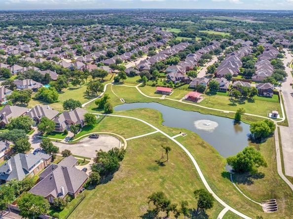 6617  Highland Crest Lane , Sachse Texas 75048