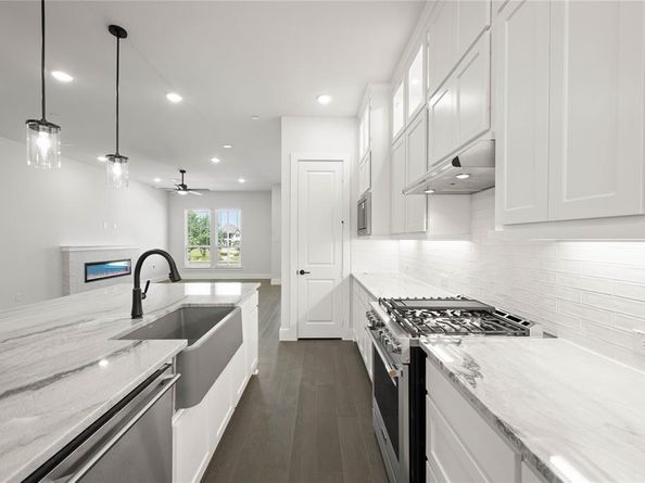1848  Wittington Place , Farmers Branch Texas 75234