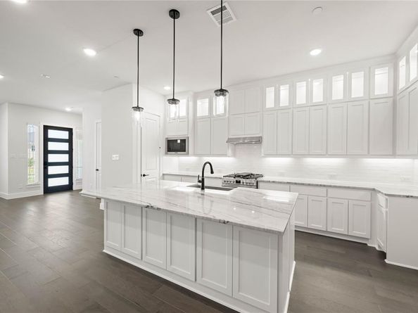 1848  Wittington Place , Farmers Branch Texas 75234
