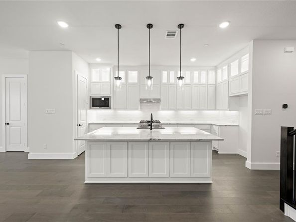 1848  Wittington Place , Farmers Branch Texas 75234
