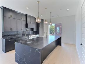 400  Vista Buena Trail , Fort Worth Texas 76111