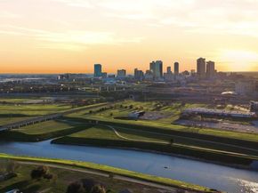 400  Vista Buena Trail , Fort Worth Texas 76111