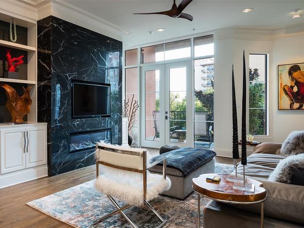 3535  Gillespie Street  305, Dallas Texas 75219