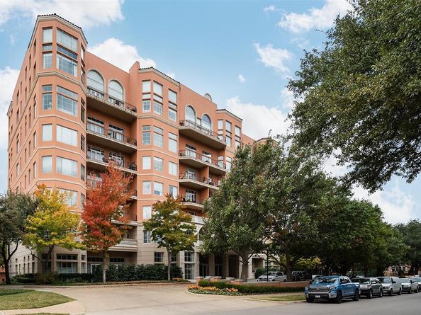 3535  Gillespie Street  305, Dallas Texas 75219