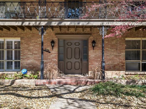 6119  Bandera Avenue  A, Dallas Texas 75225