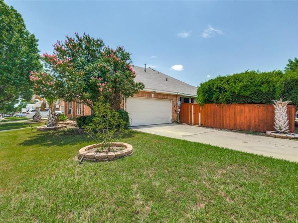 2953  Cheshire Way , Grand Prairie Texas 75052