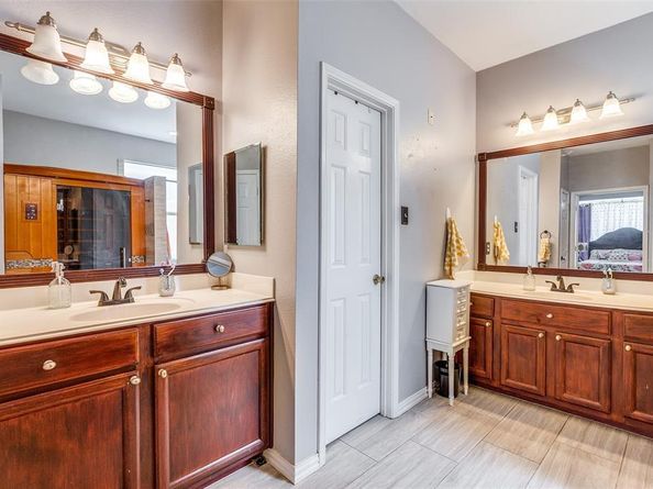 2953  Cheshire Way , Grand Prairie Texas 75052