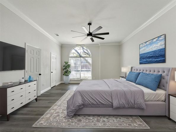 7612  Pendleton Street , Dallas Texas 75252