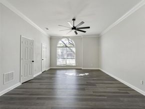 7612  Pendleton Street , Dallas Texas 75252