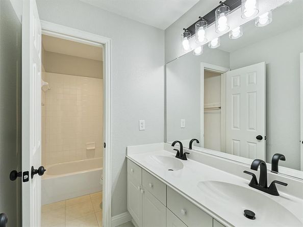 7612  Pendleton Street , Dallas Texas 75252