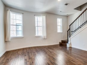 3200  Ross Avenue  27, Dallas Texas 75204