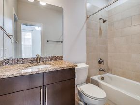 3200  Ross Avenue  27, Dallas Texas 75204