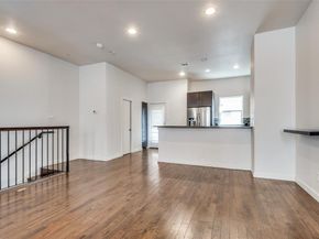 3200  Ross Avenue  27, Dallas Texas 75204