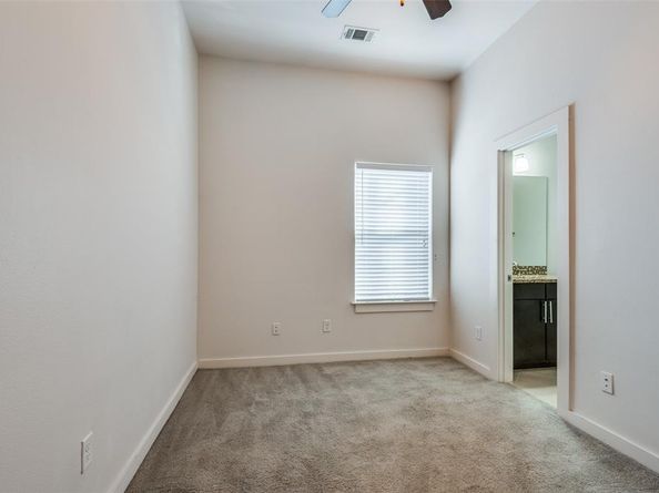 3200  Ross Avenue  27, Dallas Texas 75204