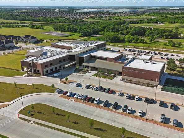 909  Schuberts Road , Justin Texas 76247