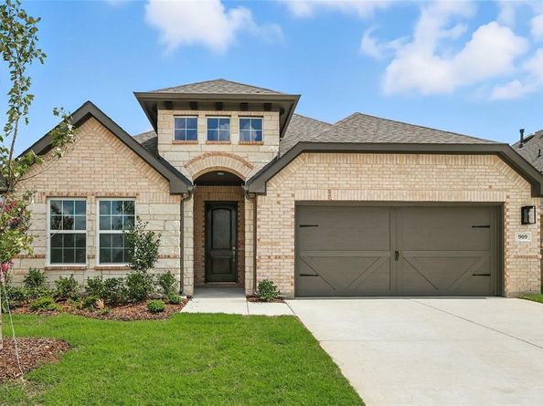 909  Schuberts Road , Justin Texas 76247