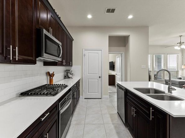 574  Mckenna Drive , Fate Texas 75087