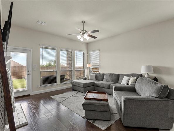 574  Mckenna Drive , Fate Texas 75087