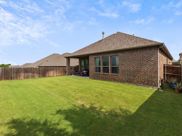 574  Mckenna Drive , Fate Texas 75087