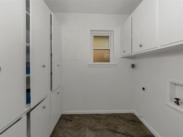 4005  Tacoma Street , Irving Texas 75062