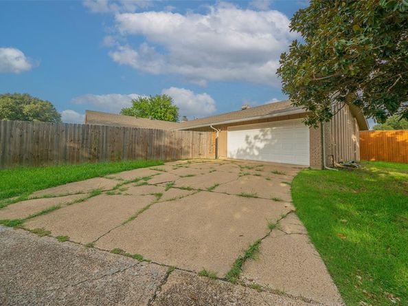 4005  Tacoma Street , Irving Texas 75062