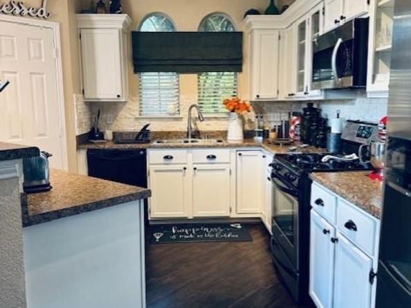 2121  Birch Bend , Mesquite Texas 75181