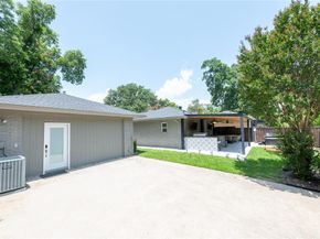 9716  Ravensway Drive , Dallas Texas 75238